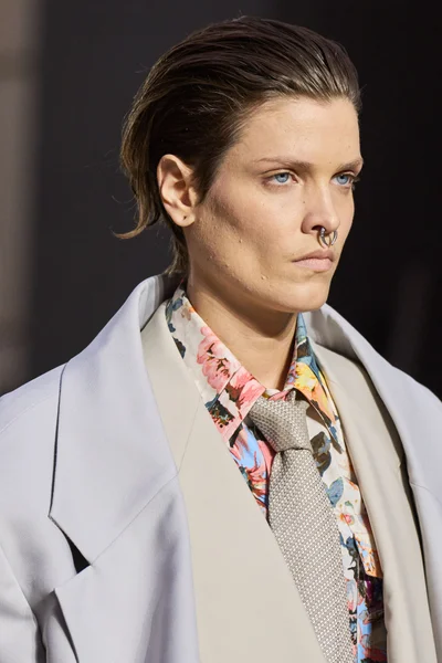 Look 65